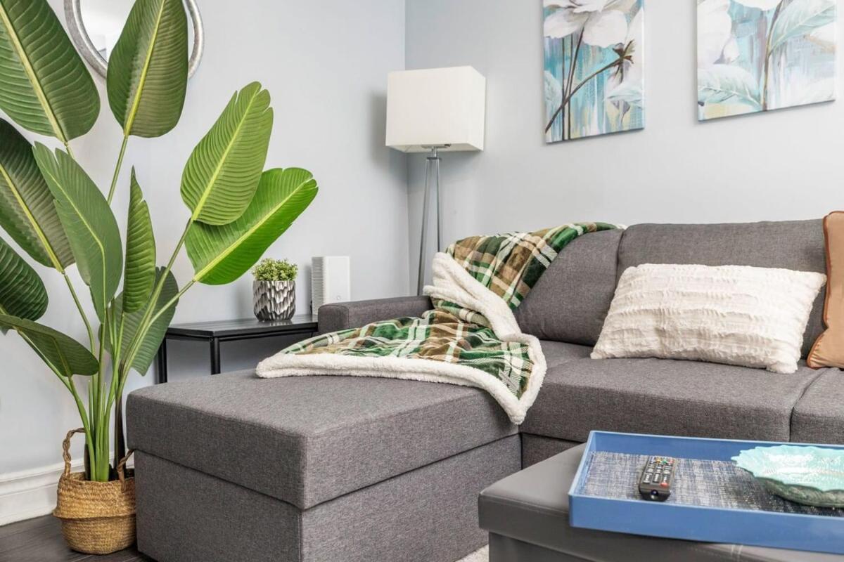 Pet-Friendly Home - Near Chinatown & Little Italy Ottawa Kültér fotó